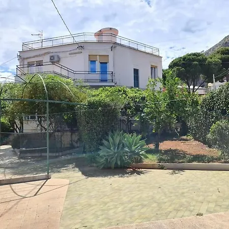 Villa Rosa *